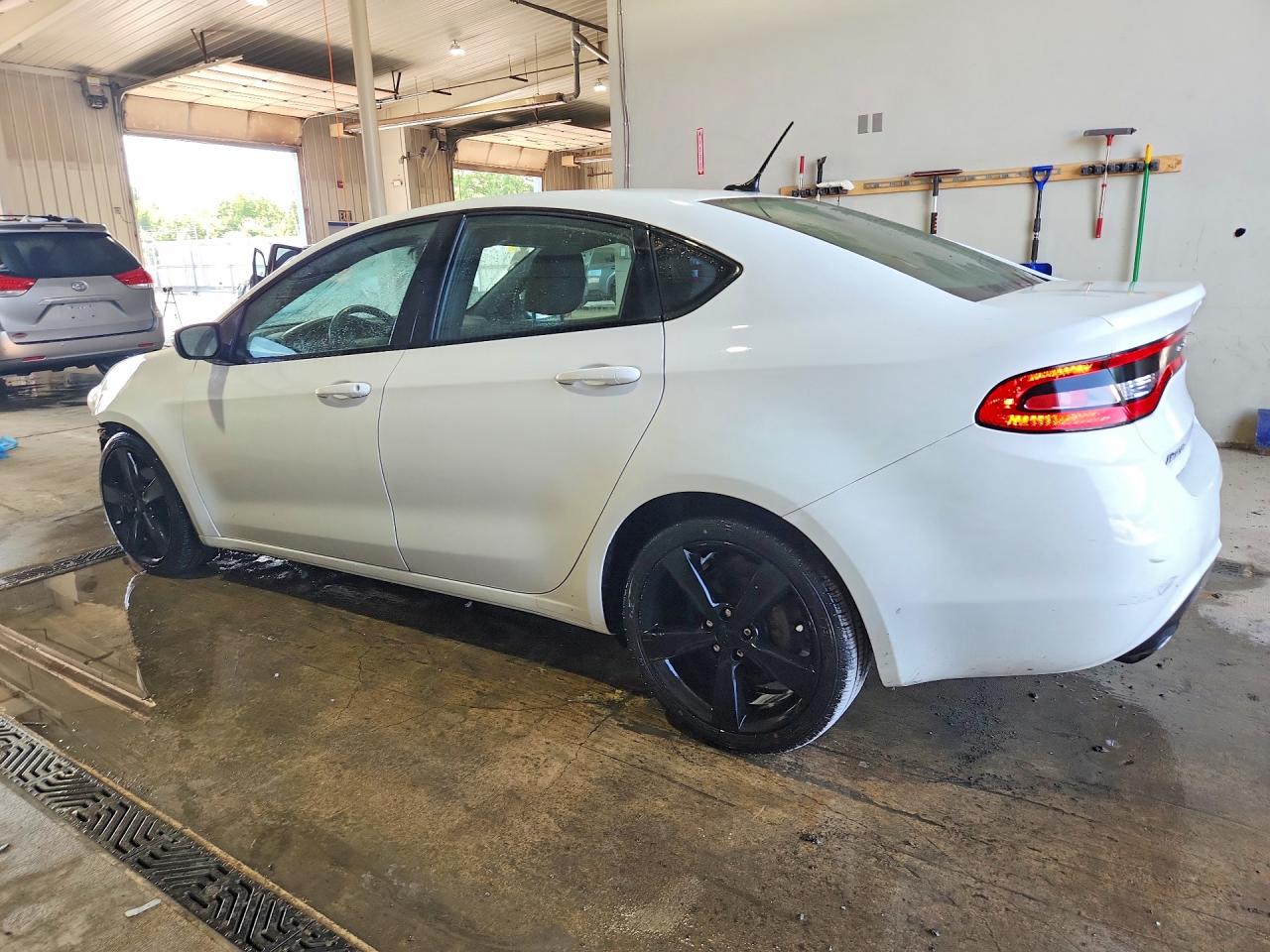 2016 DODGE DART