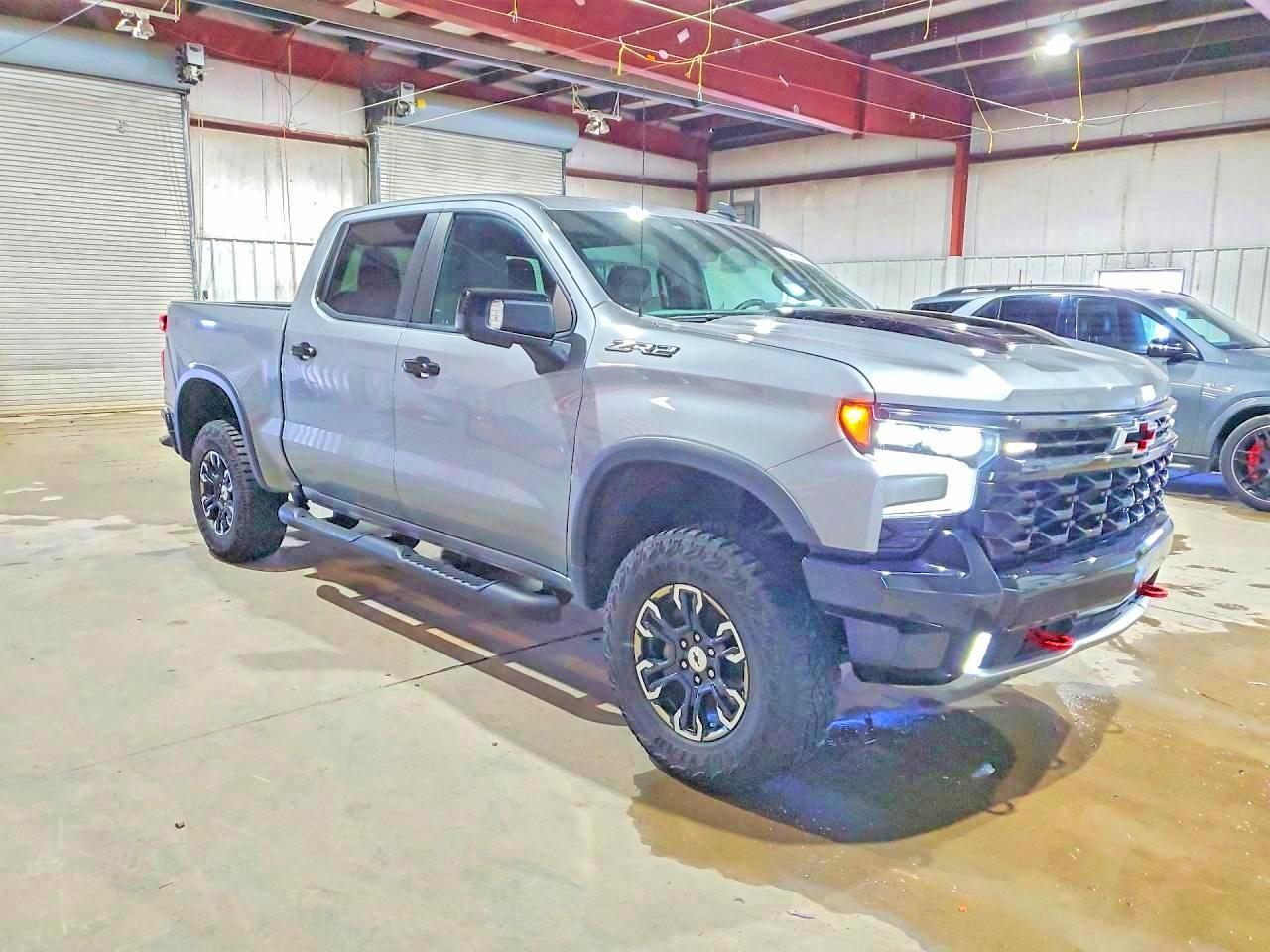 2024 CHEVROLET SILVERADO