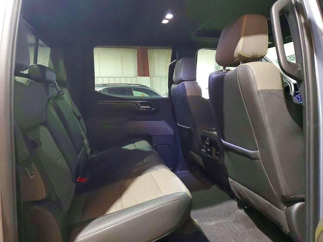 2024 CHEVROLET SILVERADO