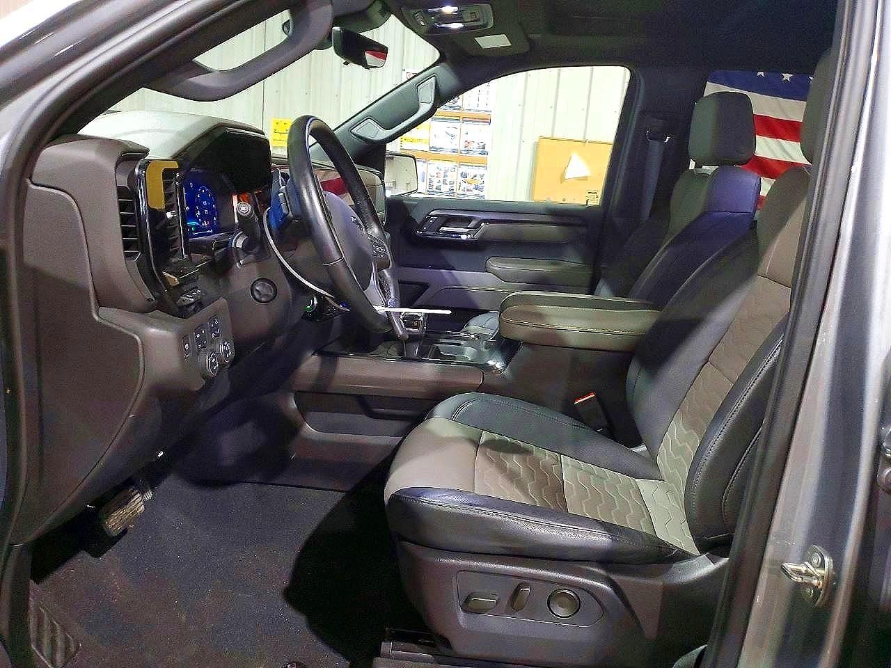2024 CHEVROLET SILVERADO