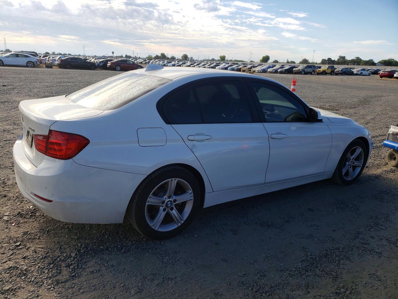 2015 BMW 3 SERIES