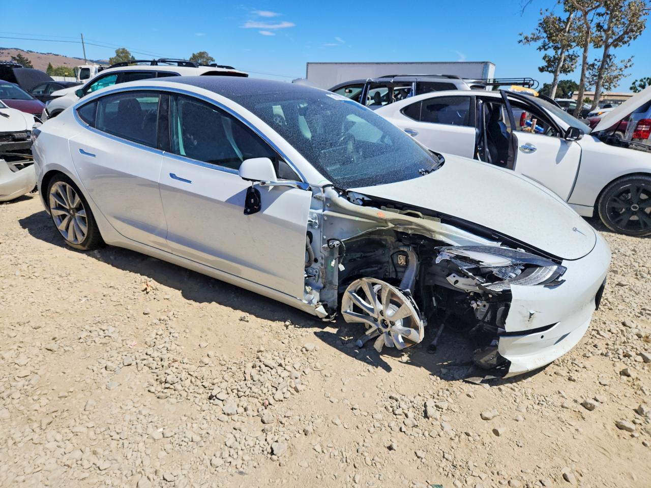 2018 TESLA MODEL 3