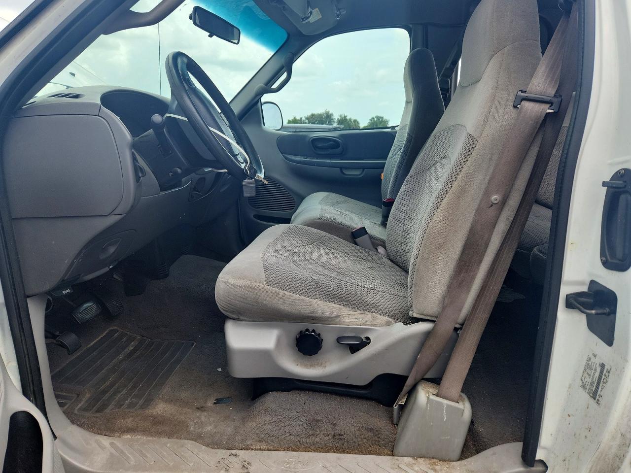 2000 FORD F150