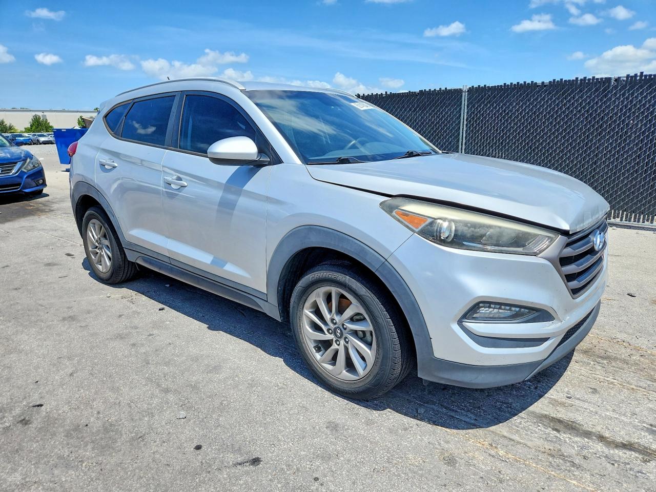 2016 HYUNDAI TUCSON