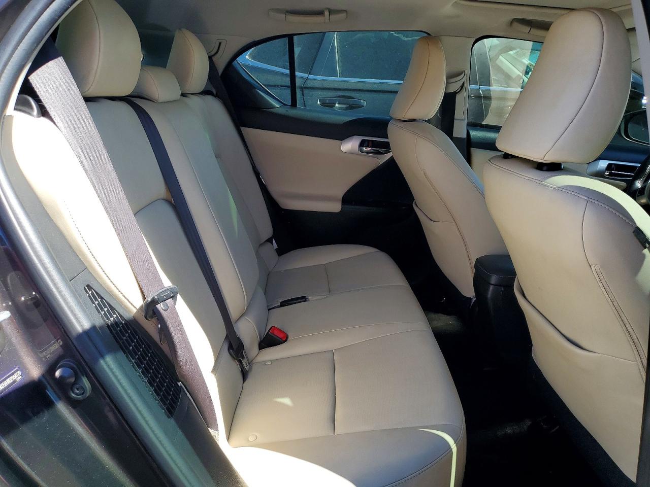 2013 LEXUS CT 200