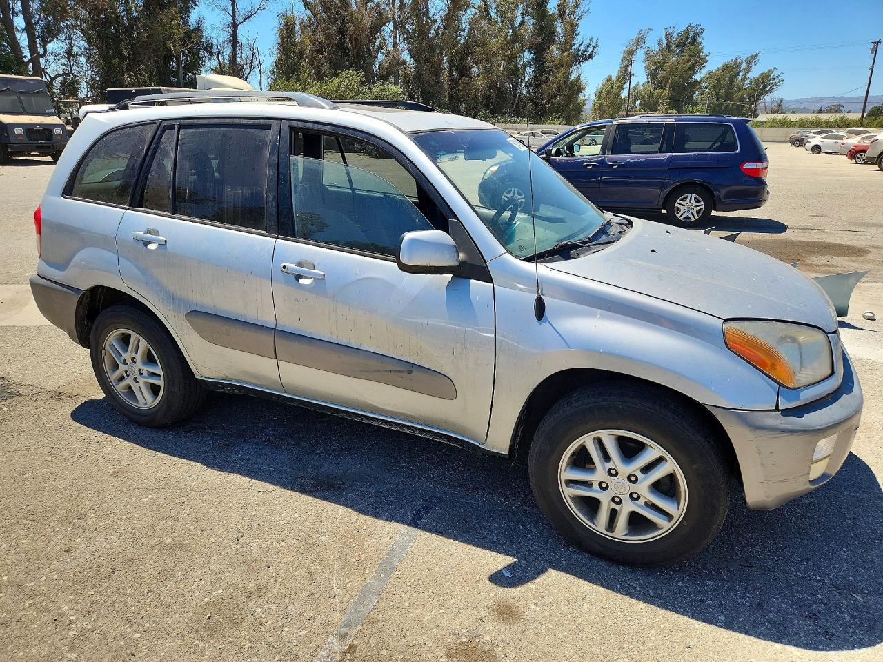 2001 TOYOTA RAV4