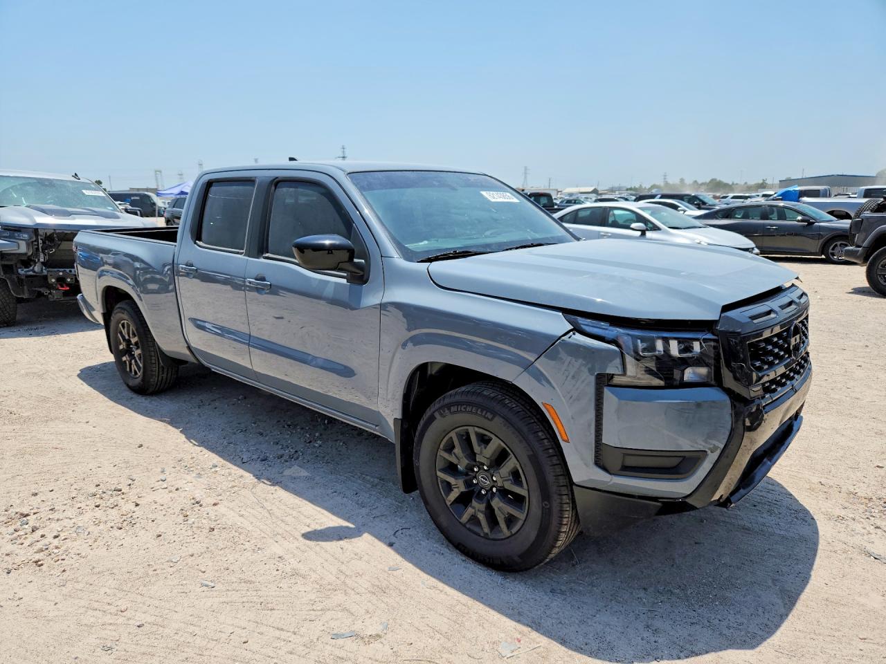 2026 NISSAN FRONTIER