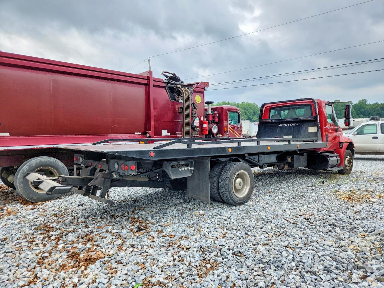 2005 INTERNATIONAL 4000 SERIE