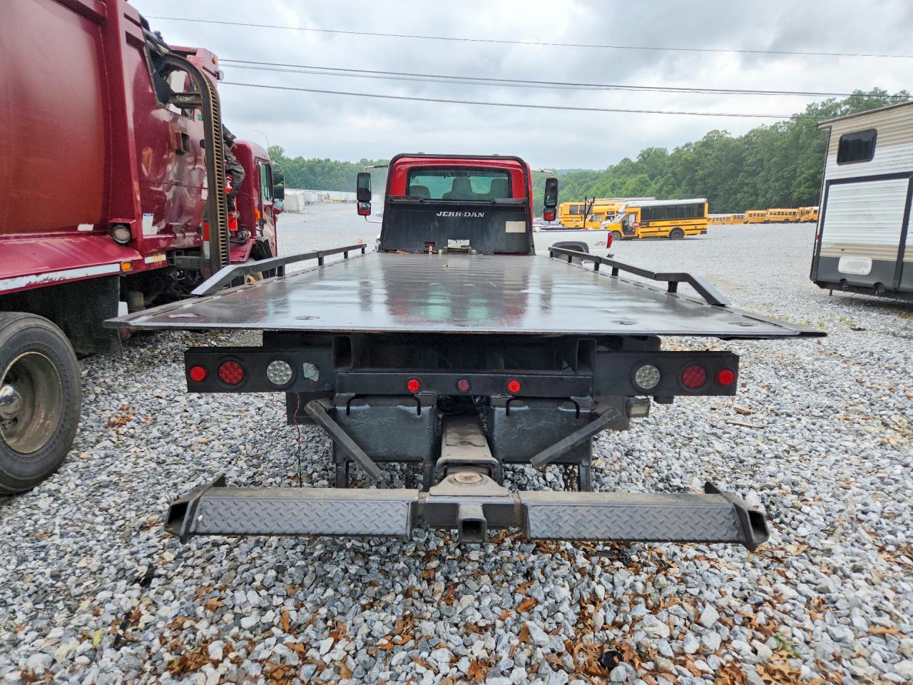 2005 INTERNATIONAL 4000 SERIE