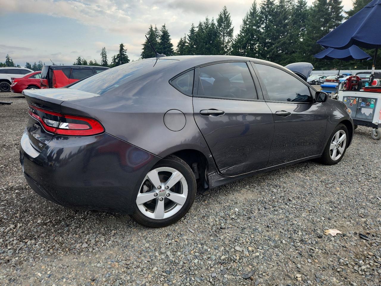 2015 DODGE DART