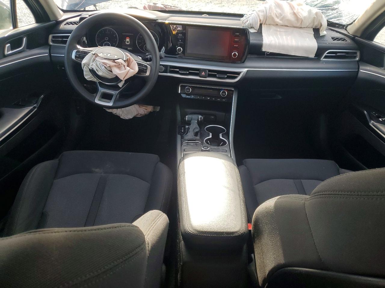 2023 KIA K5