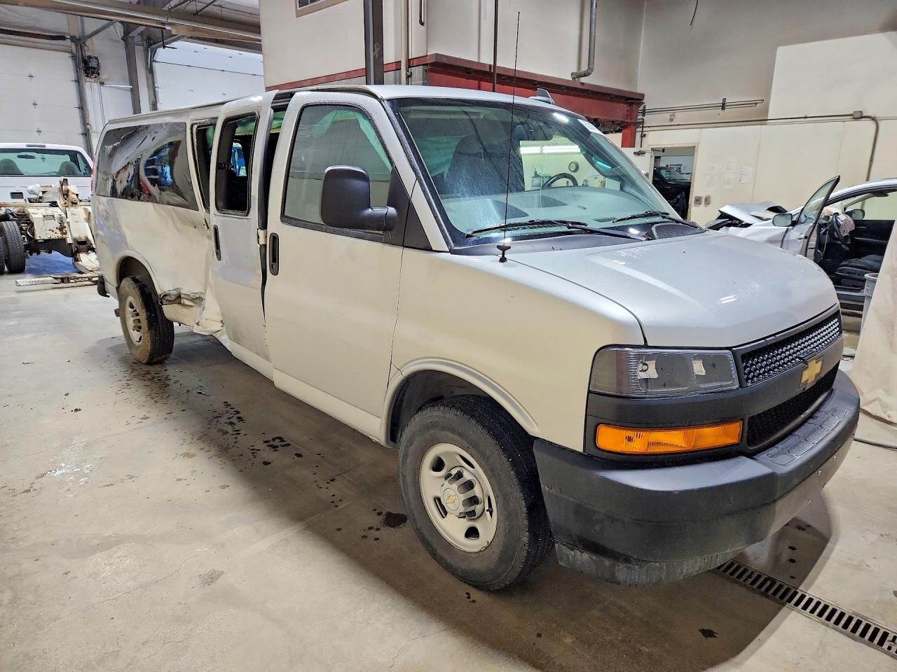 2023 CHEVROLET EXPRESS