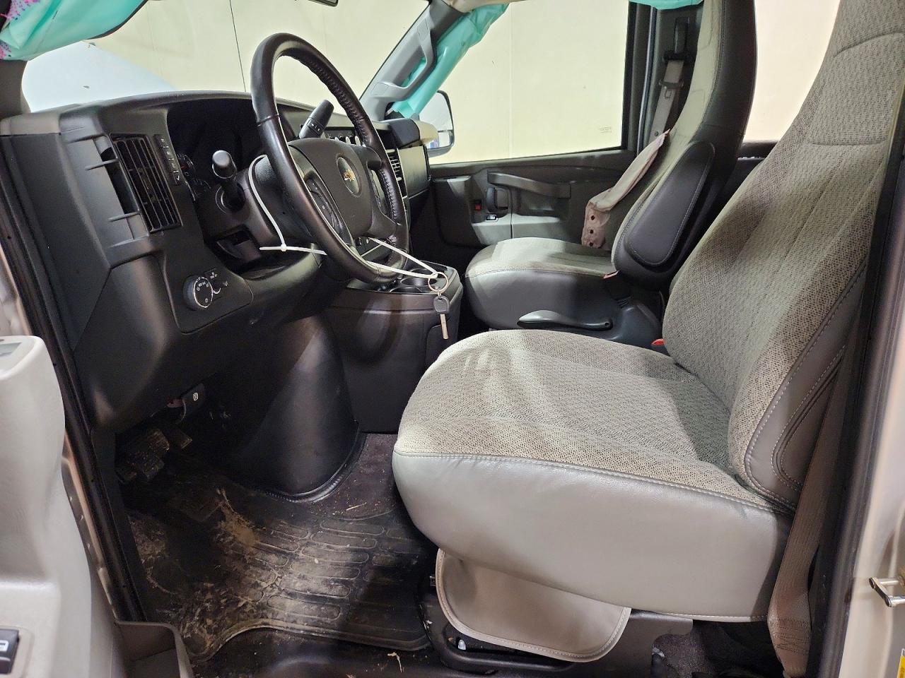 2023 CHEVROLET EXPRESS
