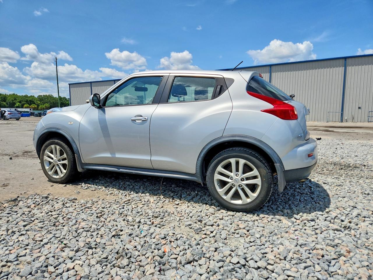 2013 NISSAN JUKE