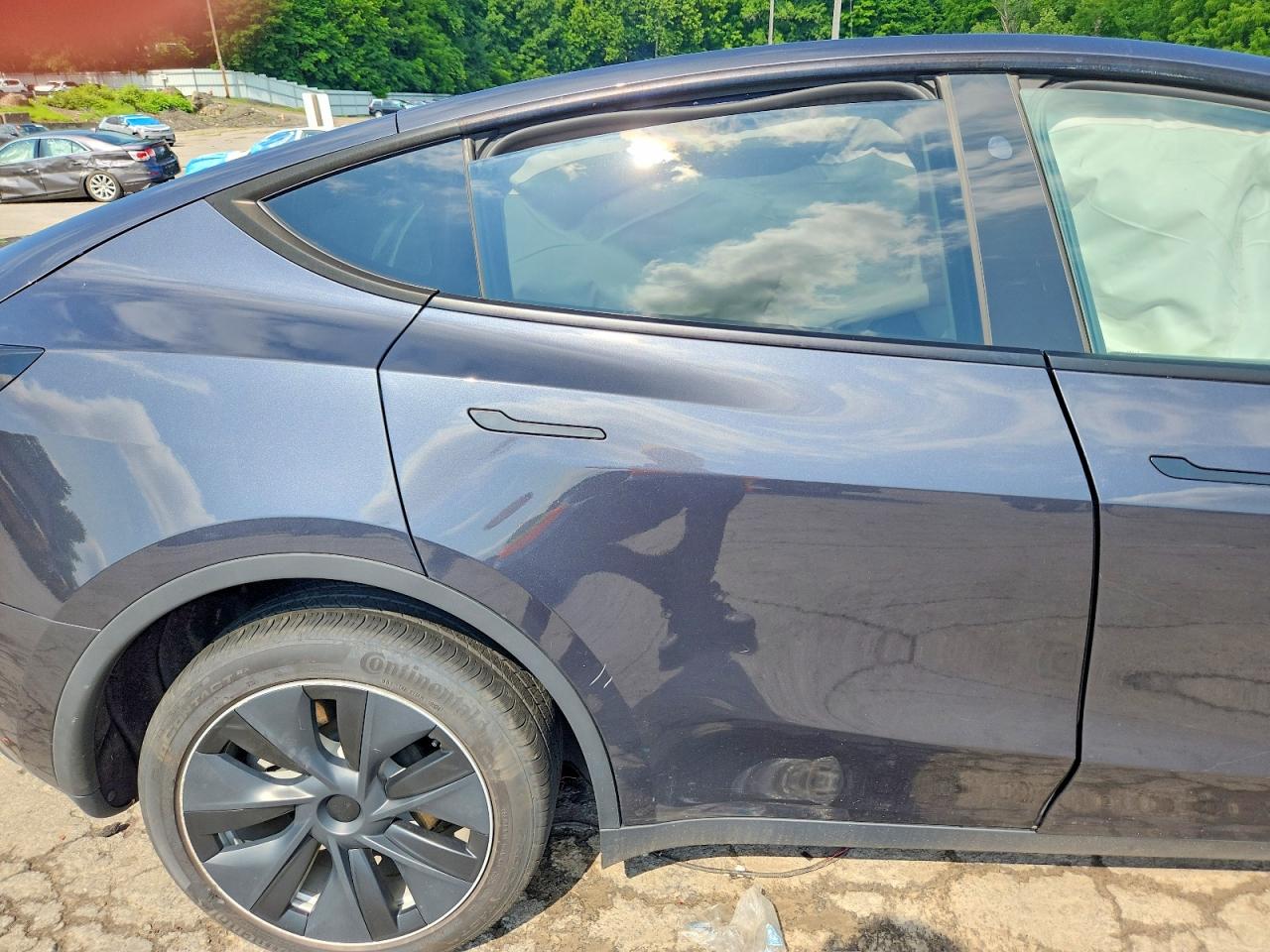 2024 TESLA MODEL Y