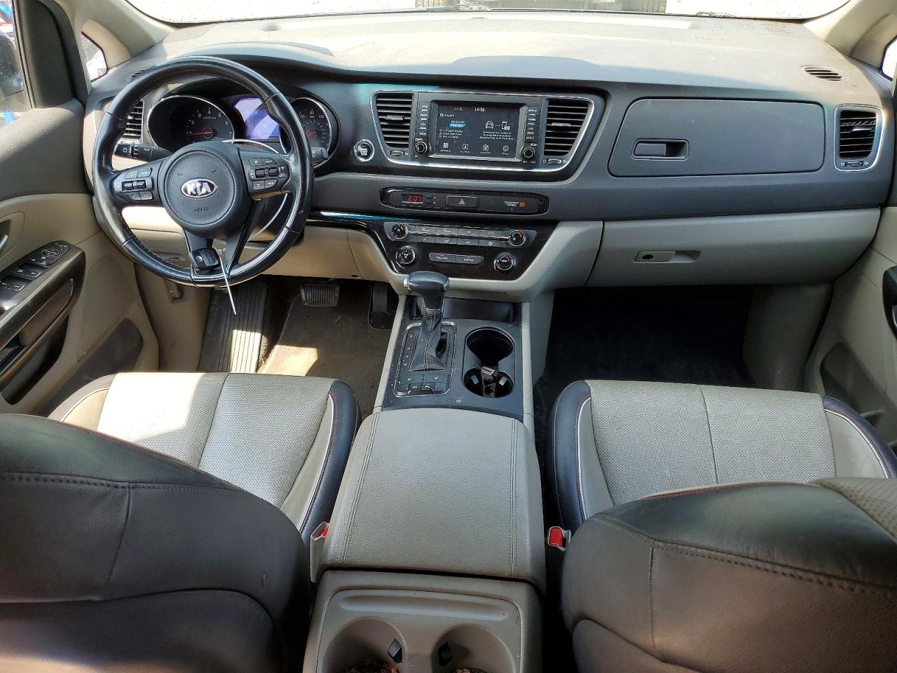 2017 KIA SEDONA