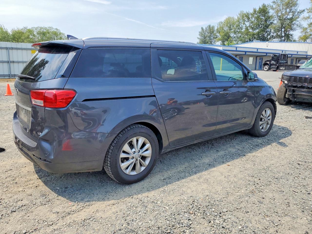 2017 KIA SEDONA