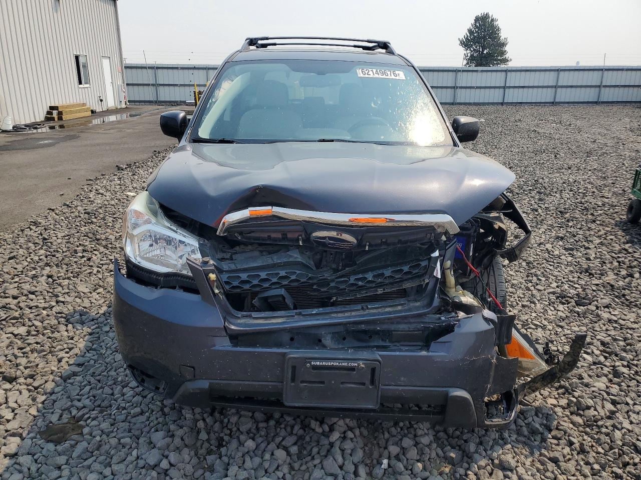 2016 SUBARU FORESTER