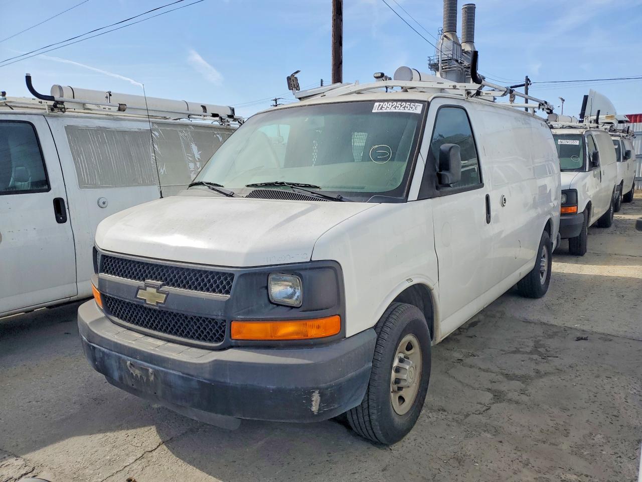 2013 CHEVROLET EXPRESS