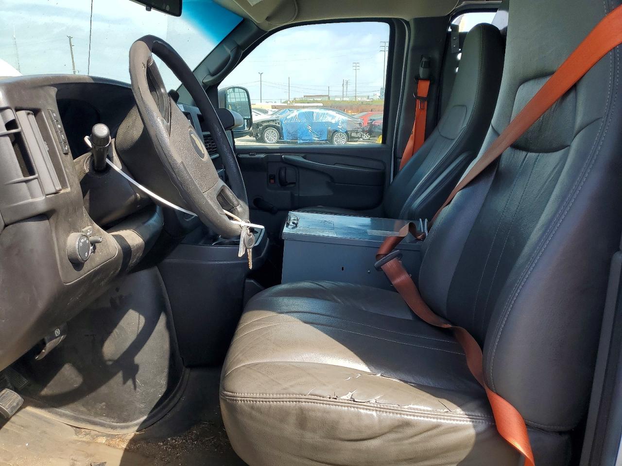 2013 CHEVROLET EXPRESS