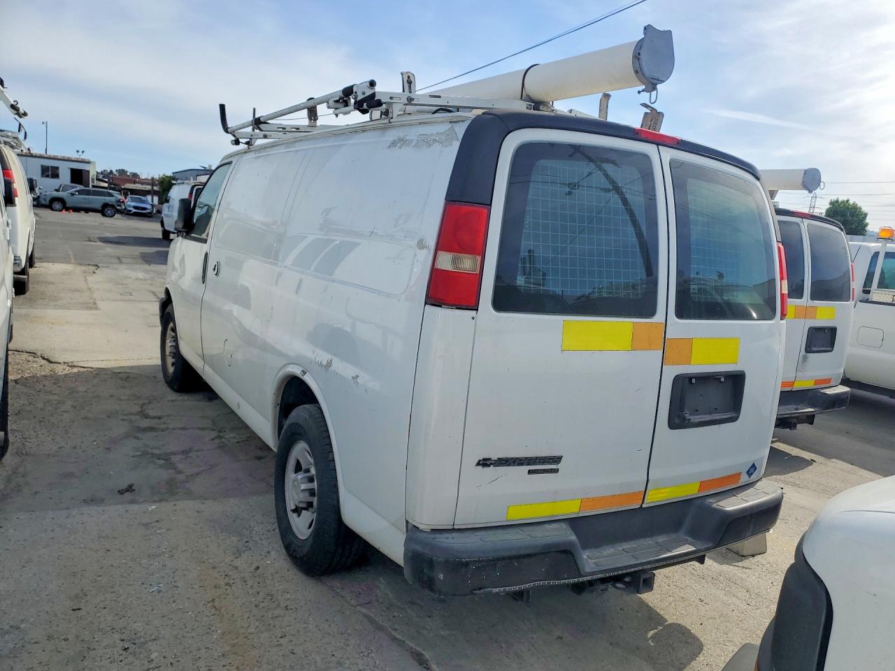 2013 CHEVROLET EXPRESS