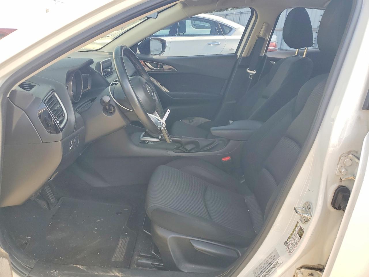 2014 MAZDA 3