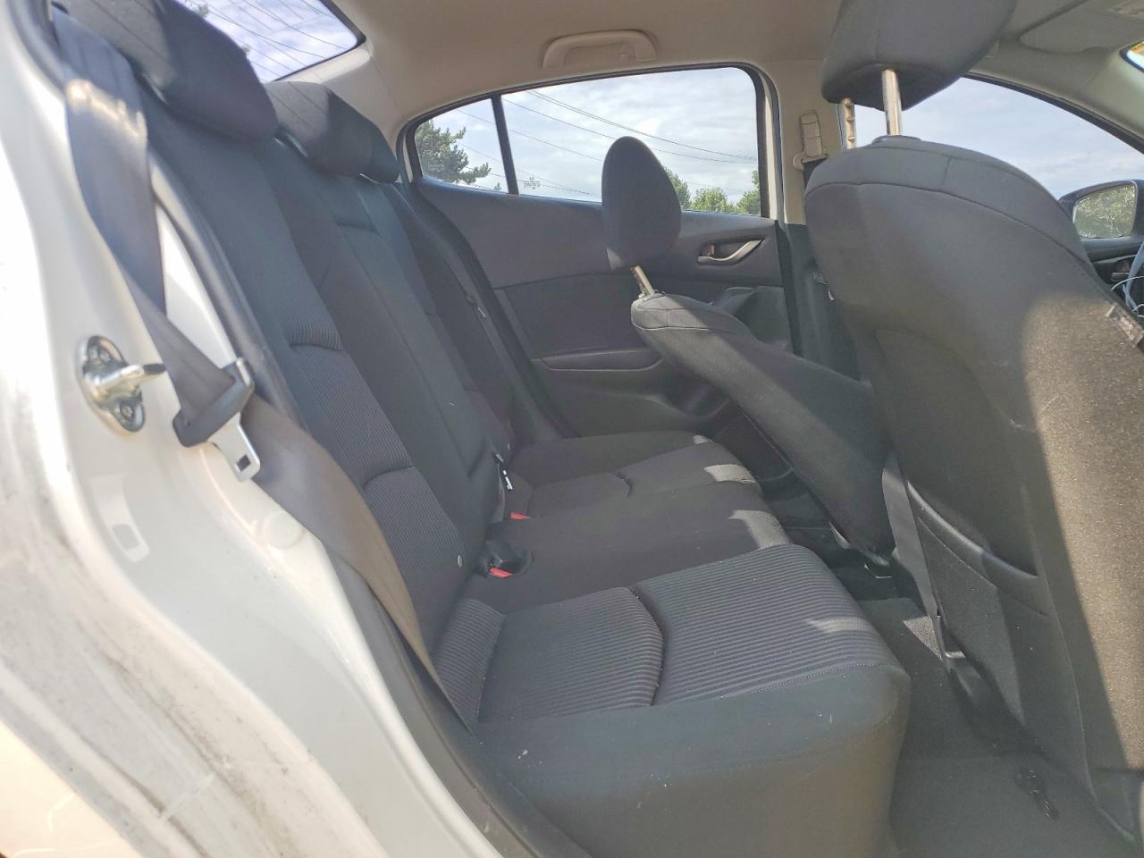 2014 MAZDA 3
