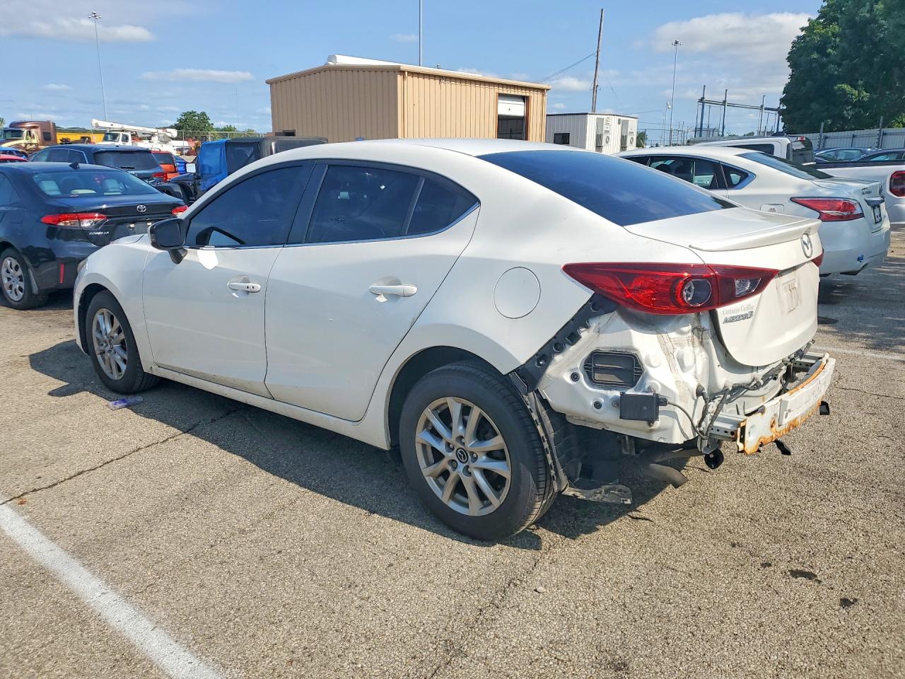 2014 MAZDA 3