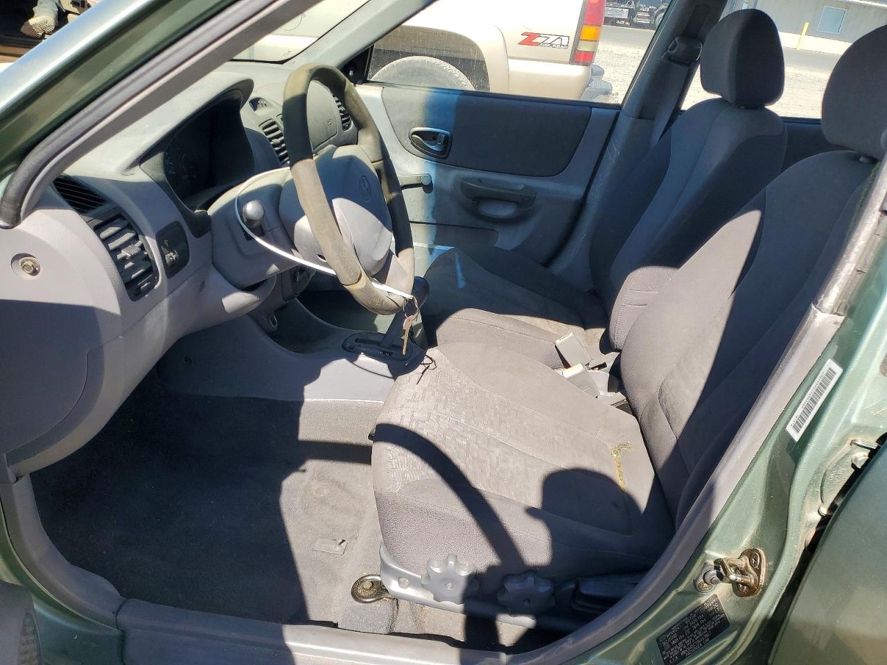 2003 HYUNDAI ACCENT