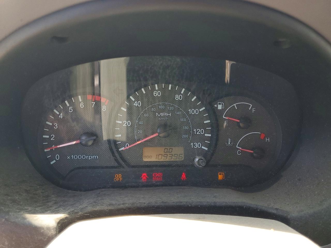2003 HYUNDAI ACCENT
