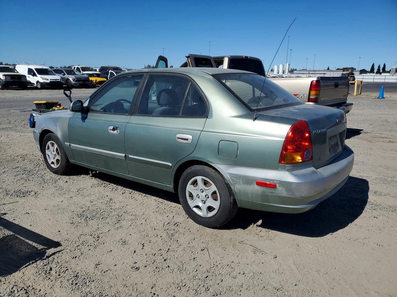 2003 HYUNDAI ACCENT