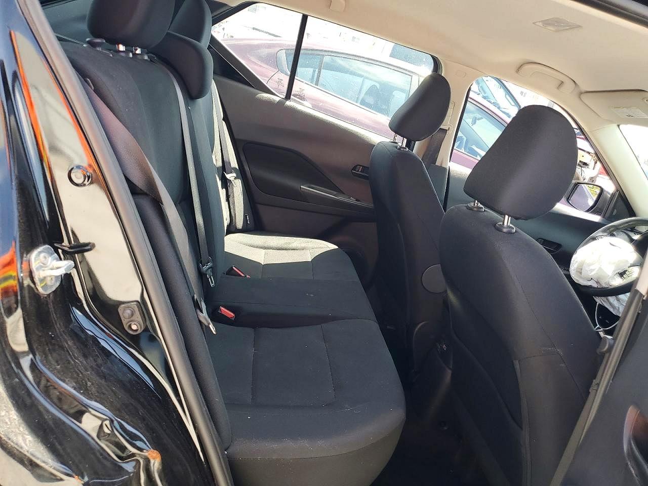 2023 NISSAN KICKS