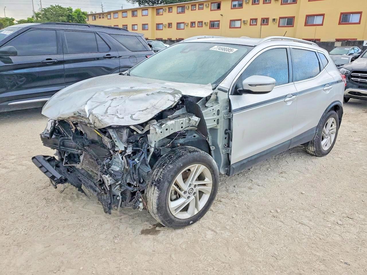 2021 NISSAN ROGUE