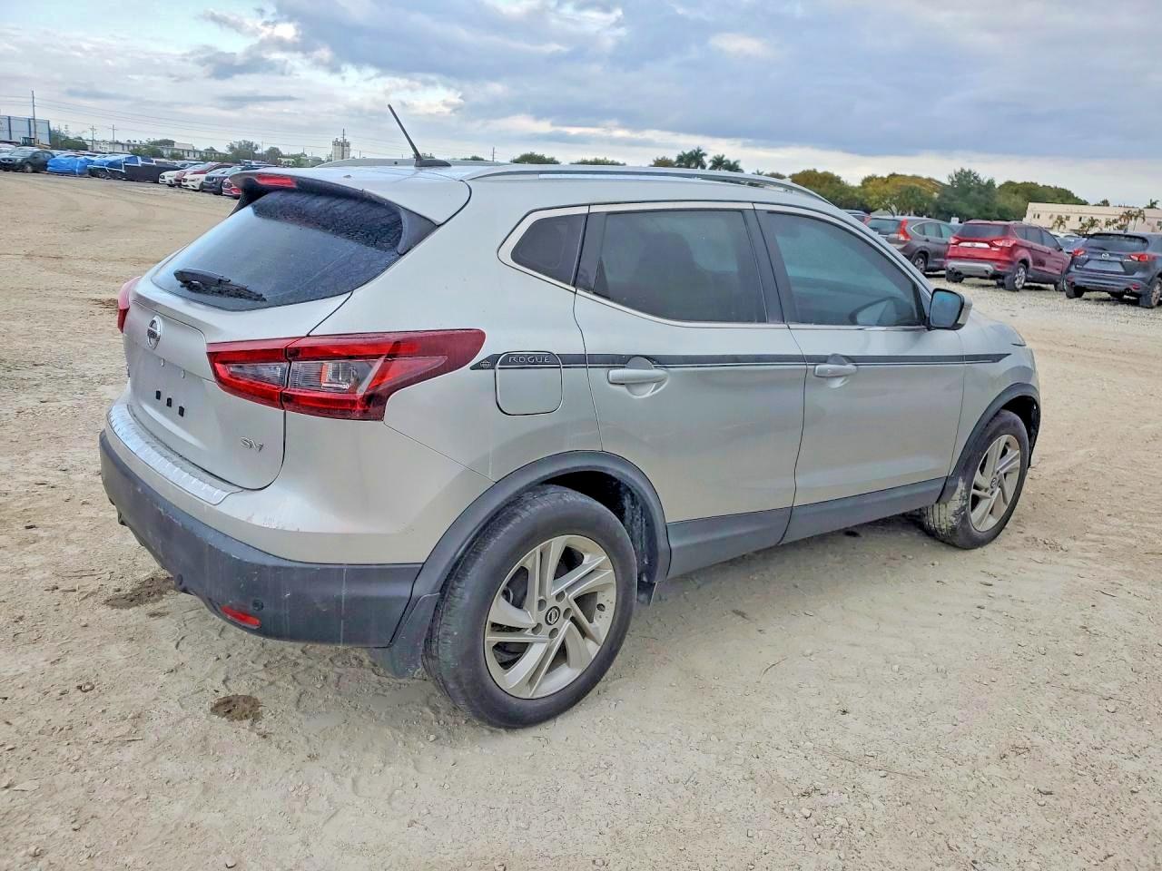 2021 NISSAN ROGUE