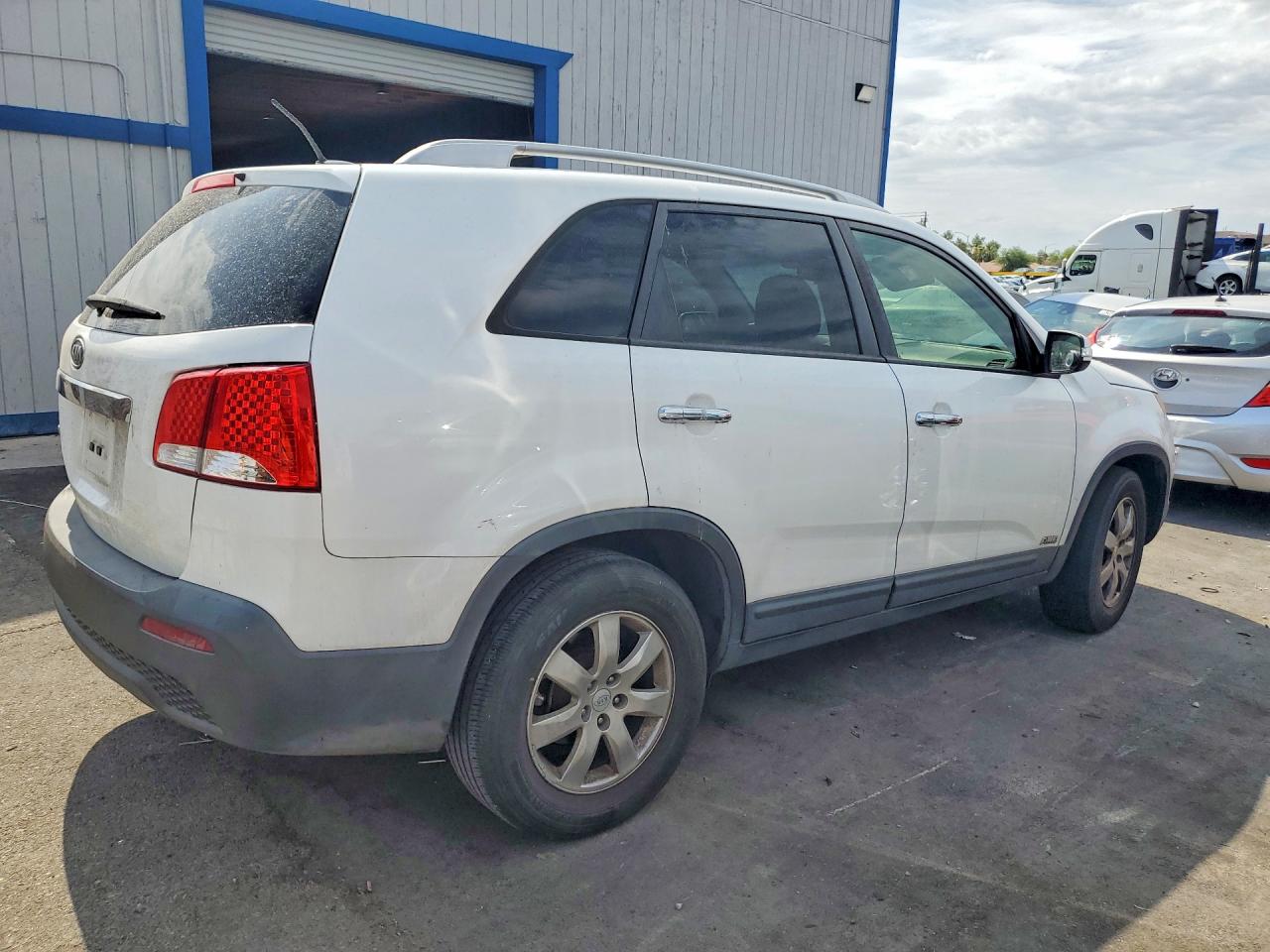 2011 KIA SORENTO