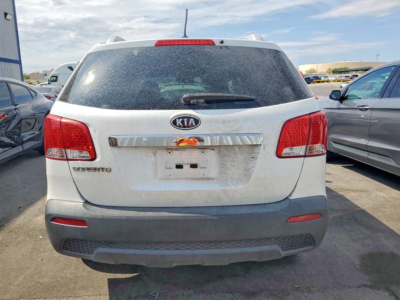 2011 KIA SORENTO