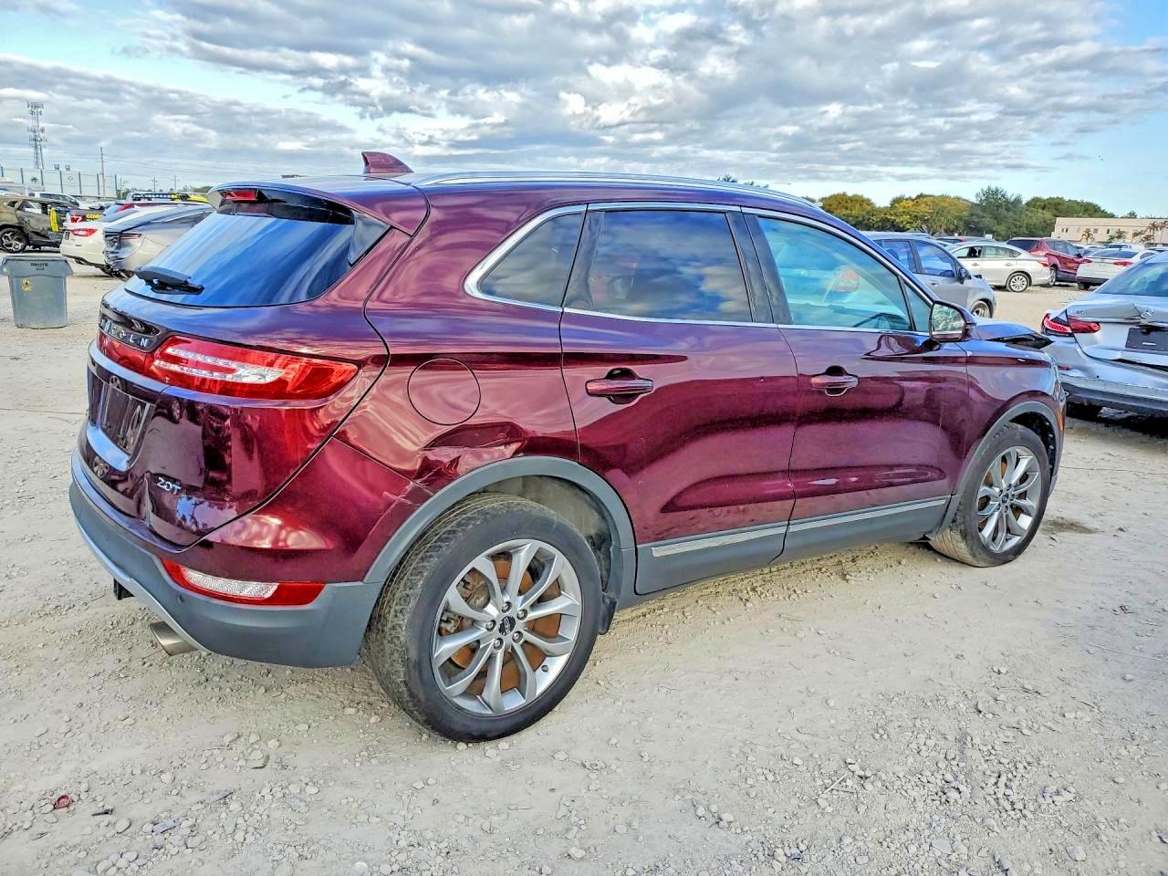 2017 LINCOLN MKC