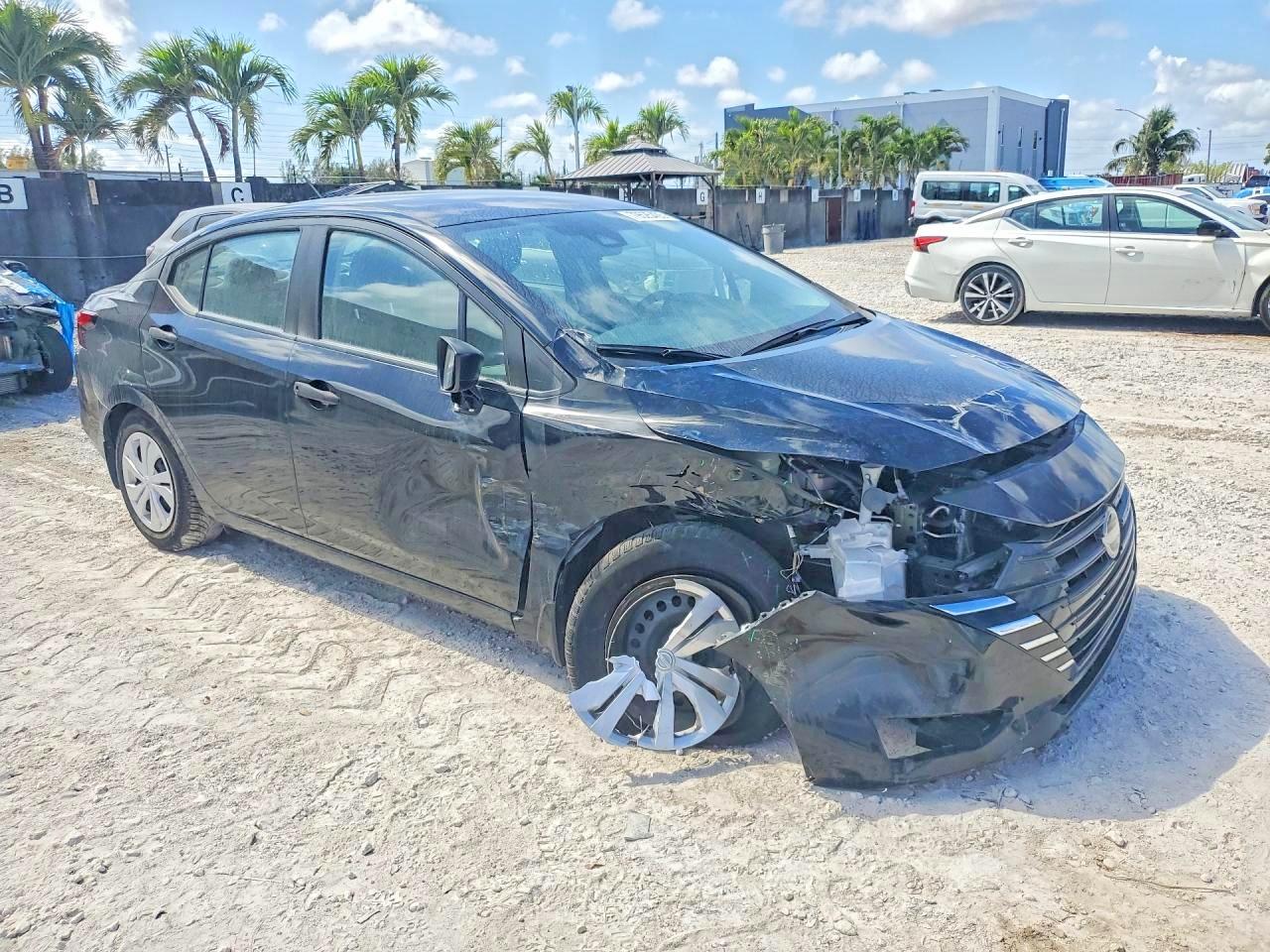 2023 NISSAN VERSA