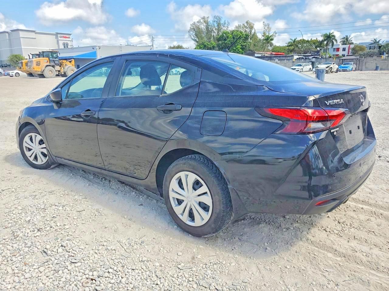 2023 NISSAN VERSA