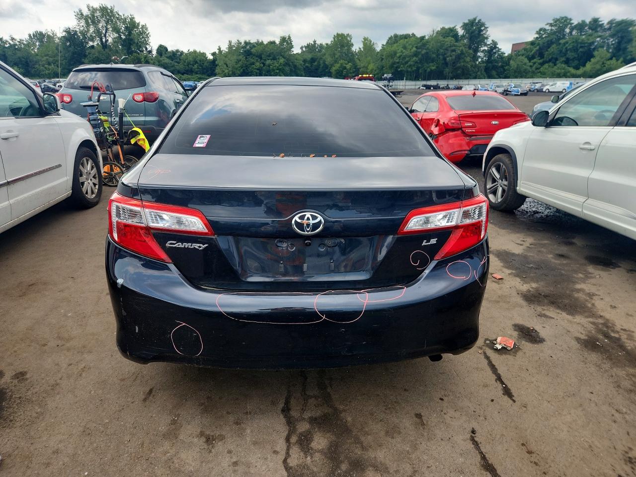 2012 TOYOTA CAMRY