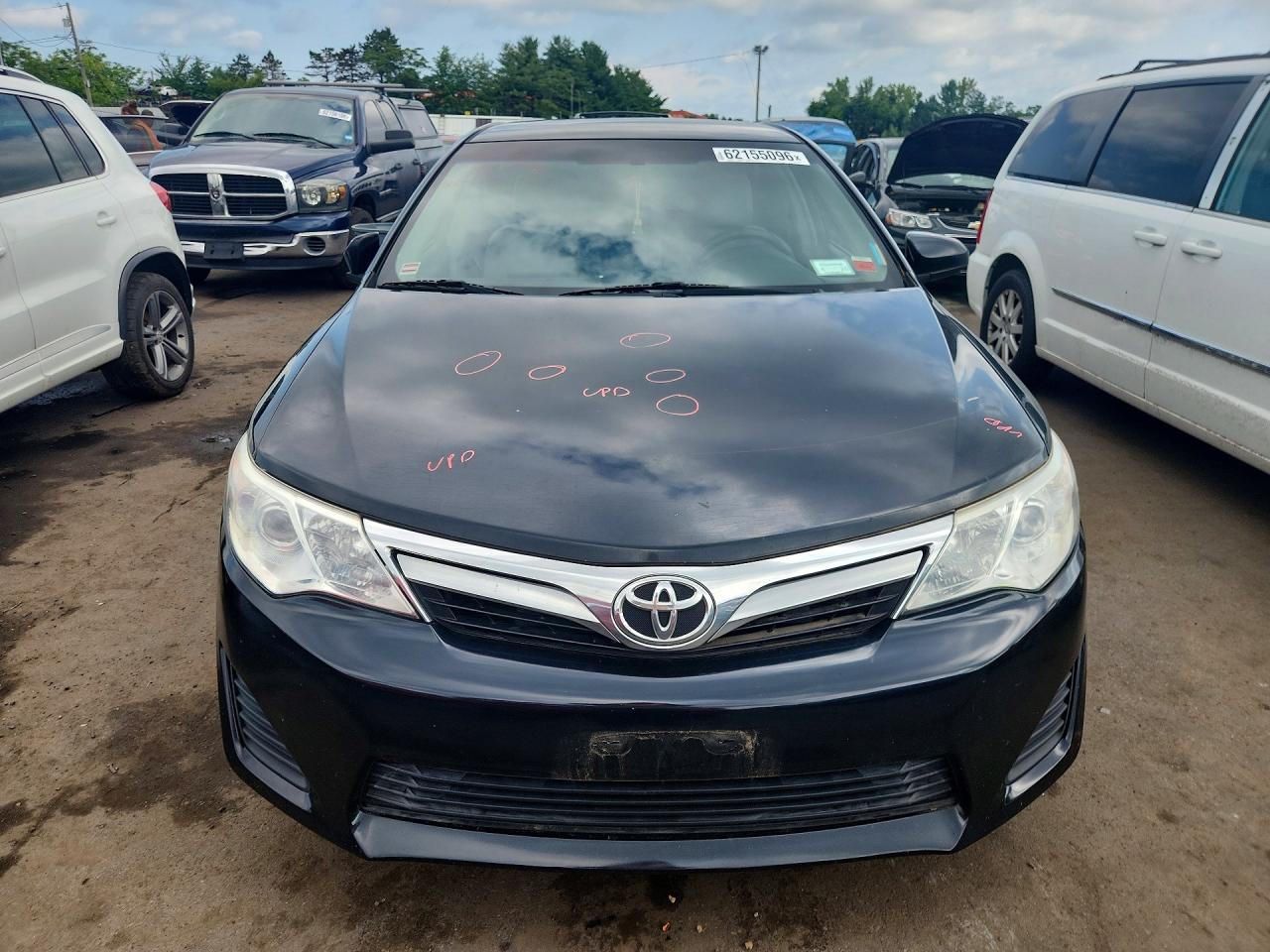 2012 TOYOTA CAMRY