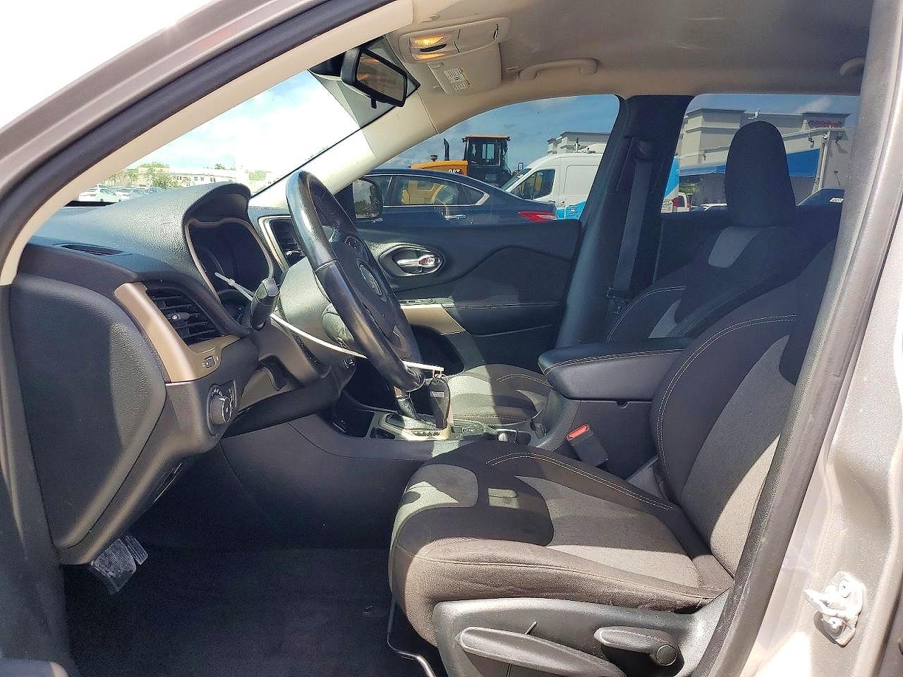 2018 JEEP CHEROKEE