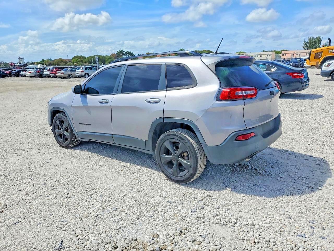 2018 JEEP CHEROKEE