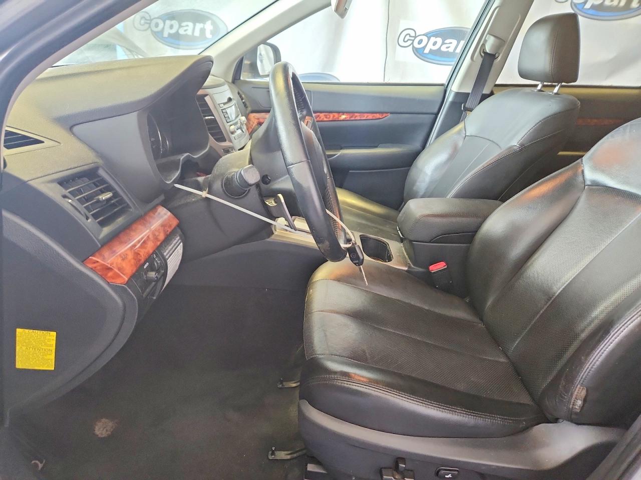 2011 SUBARU OUTBACK