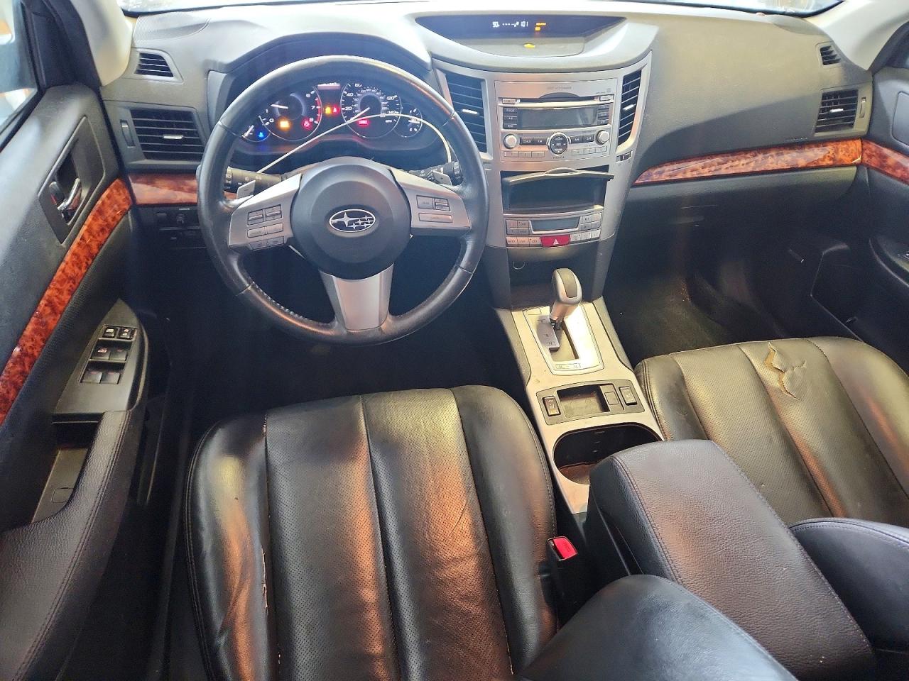 2011 SUBARU OUTBACK