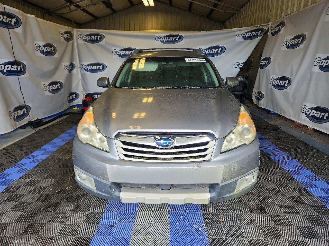 2011 SUBARU OUTBACK