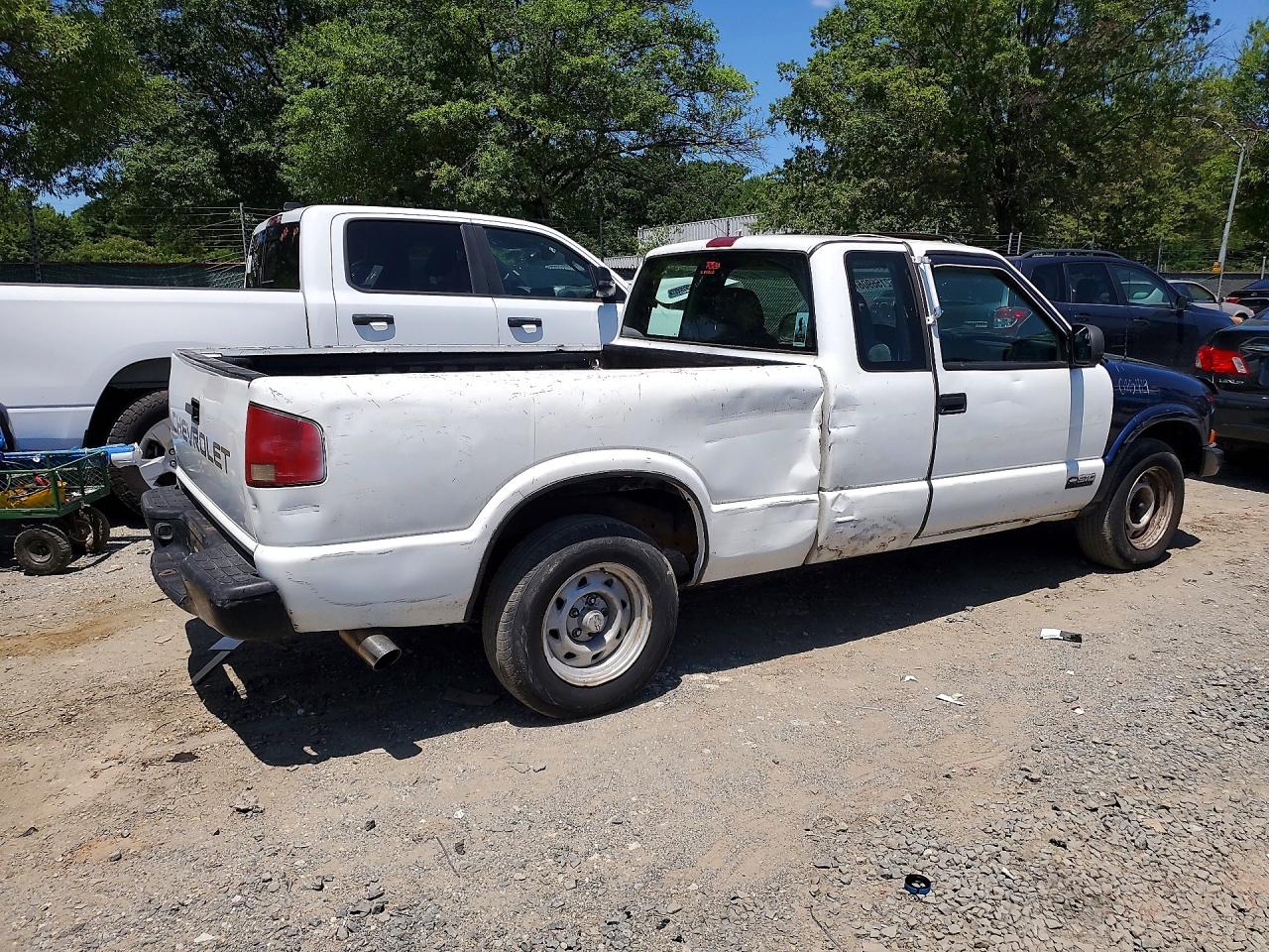 2000 CHEVROLET S10