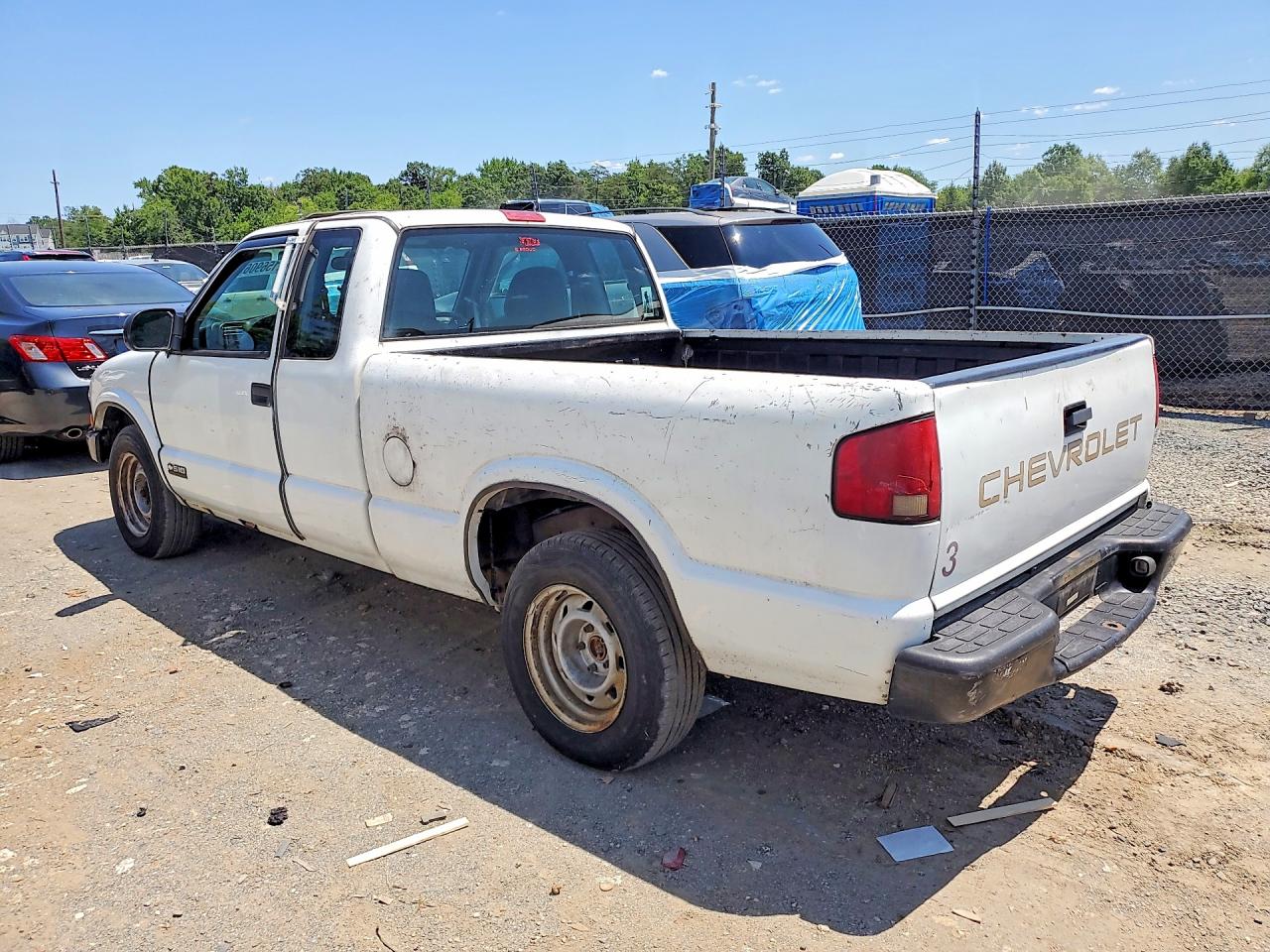 2000 CHEVROLET S10