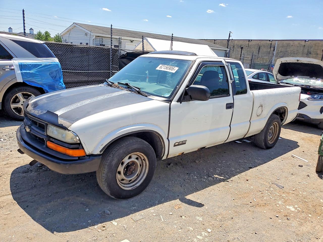 2000 CHEVROLET S10