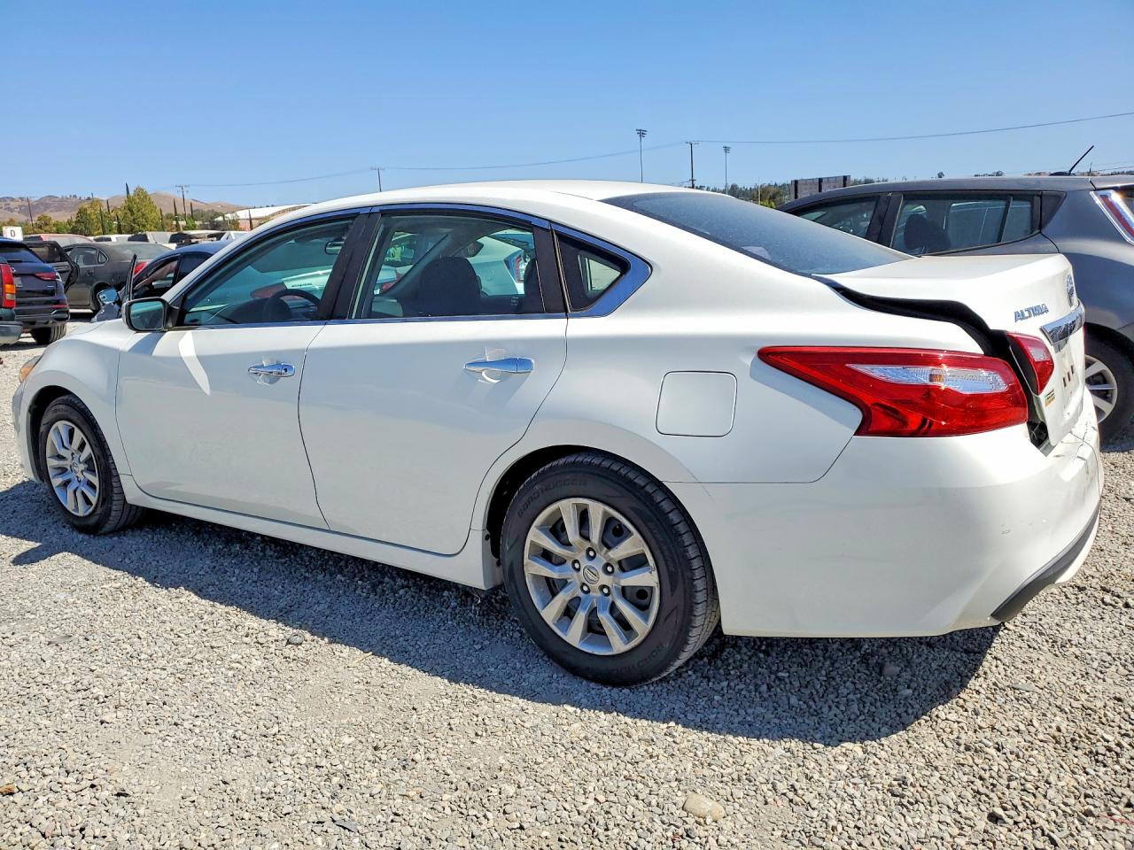 2016 NISSAN ALTIMA